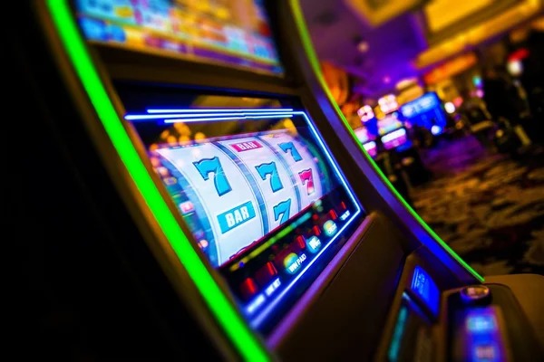 jayaslot4d Cash Out interface showing live offer price and accept button